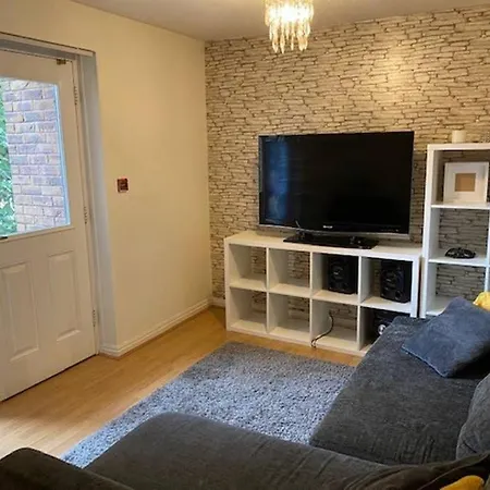 Apartmán Lovely One Bedroom Self-contained Flat